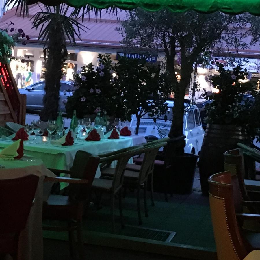 Hotel Ristorante La Terrazza Планеґґ Номер фото